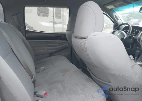 2011 Toyota Tacoma Base V6 z USA, uszkodzony, nr VIN 3TMMU4FN9BM032008